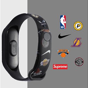 Pulseira Estampada NBA (Preta) - Mi Band 5/6 Amazfit 5