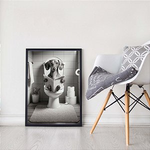 Quadro Decorativo Cachorro Dachshund Bathroom Lendo Jornal Banheiro
