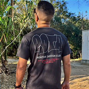 T-SHIRT ADULTO PRETA CREATIVE DESIGN