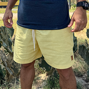 SHORT ADULTO LINHO AMARELO