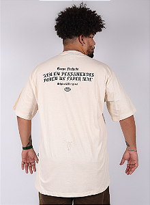 Camiseta Chronic Plus Size - Corpo Fechado - Bege