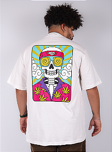 Camiseta Chronic Plus Size - Caveira - Off White