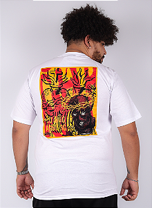 Camiseta Chronic - Eu Não Ando Só - Branco