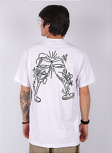 Camiseta Chronic Colab. Mano Fler - Um Brinde - Branco