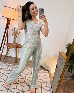 Pijama Meia Estação em Viscose com Elastano Floral Calça e manga Curta Menta