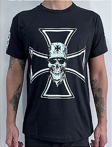 Camiseta Cruz de Malta Preta