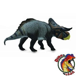 CERATOSSAURO PAPO MINIATURA BRINQUEDO DE DINOSSAURO RÉPLICA IMPORTADA -  Dinoloja - A melhor loja de dinossauros de coleção do Brasil!