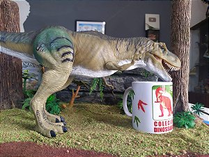 MONOPOLY JURASSIC PARK BANCO IMOBILIÁRIO JOGO DE TABULEIRO - Dinoloja - A  melhor loja de dinossauros de coleção do Brasil!