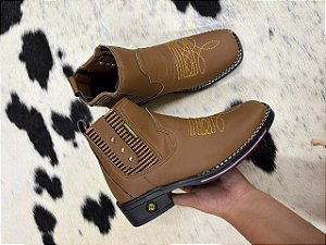 Botina Fazendeiros Premium Feminina Cor Caramelo