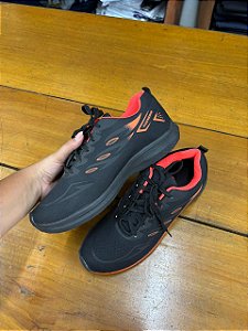 Tênis Fazendeiros Com Cadarço Preto com Laranja