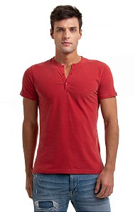 Camiseta henley portuguesa manga curta vermelho off