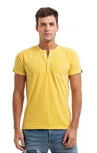 Camiseta henley portuguesa manga curta amarelo