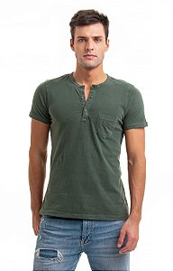 Camiseta henley portuguesa manga curta verde militar