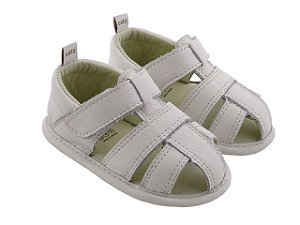 sandalia branca menino