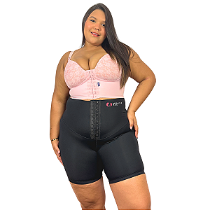 Bermuda Modeladora com Fechos Plus Size
