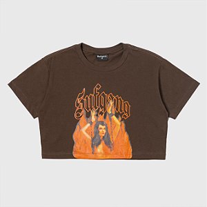 SUFBABYS - Camiseta Cropped Sufbabys Fire "Marrom"