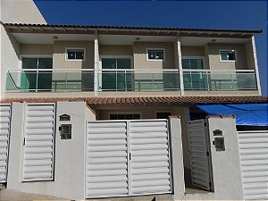 Casa Duplex com 03 Quartos sendo 02 Suítes à 800m da Prefeitura