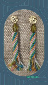 Brinco aspiral colorido