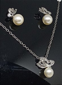 Conjunto Colar e Brincos Borboleta Folheado à prata
