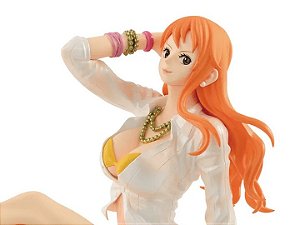 Nami (One Piece) / Shiny Venus - Figura Colecionável Glitter e Glamoour - 17cm