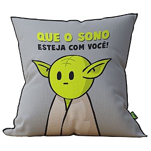 Almofada em Fibra Dr. Pepper Mestre Mini Yoda (40x40cm) - Que o Sono esteja com Você!