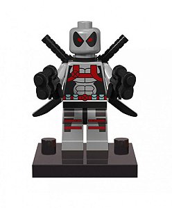 DeadPool X-Force (Cinza V2) - Minifigura de Montar Marvel