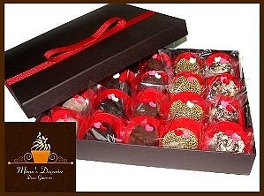Caixa com 20 Brigadeiros.