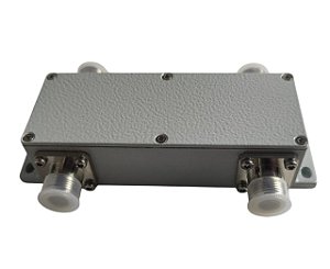 Distribuidor Híbrido Passivo 2x2 IN/OUT 2300-5850 MHz 20W Conector N Fêmea