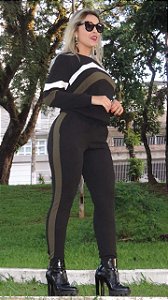 Conjunto de calça e blusa de manga longa em malha crepe encorpada com elastano