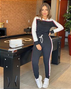 Conjunto de calça e blusa manga longa em moletom