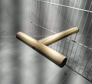 Poleiro em forma de T para Calopsita e outros Pássaros