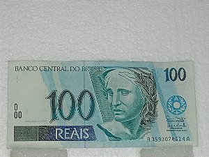 2 notas de 100 reais 2° Família do real sequenciais-JI - Trato Feito Sao  Paulo numismática, colecionáveis e Cafeteria