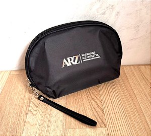 NECESSAIRE NYLON COM ALÇA (PEDIDO MINIMO DE 50 UNIDADES)