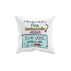 Almofada fica combinado assim