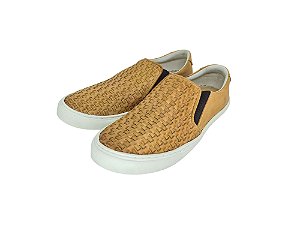 Tênis Slip On Couro Caramelo Trançado