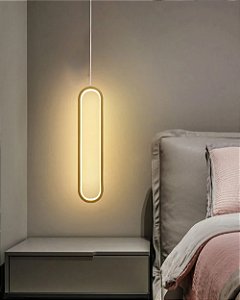 Pendente oval 15w dourado luz 3/1