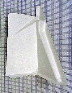 CARENAGEM SENECA II E III BAGAGEIRO TRASEIRO INFERIOR ESQ - 96285-000