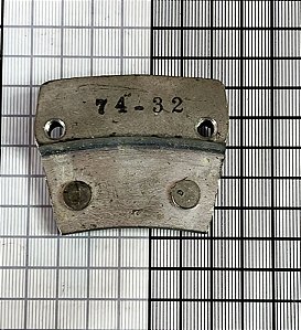 SUPORTE PASTILHA FREIO - 07403-200     ( 74-32 )