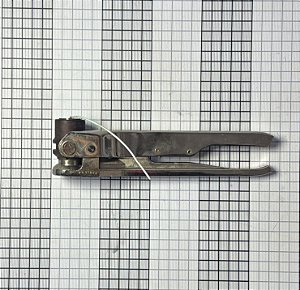 ALICATE PINO CONECTOR - 15500