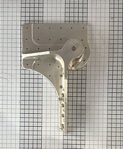 SUPORTE TREM CESSNA 206 ESQ - 1213426-1