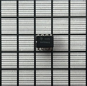 CIRCUITO INTEGRADO - 351-1274-010