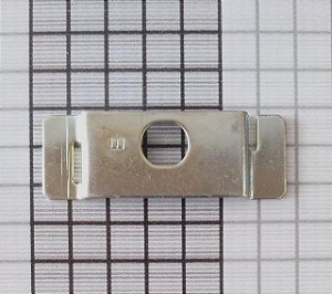 SUPORTE ESQUERDO - FM-692