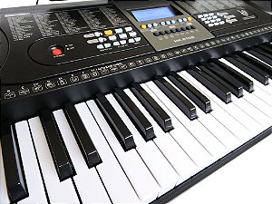 Teclado Musical Arranjador 61 Teclas HK 2106 - Visor Lcd + Fonte Bivolt + Suporte Partitura