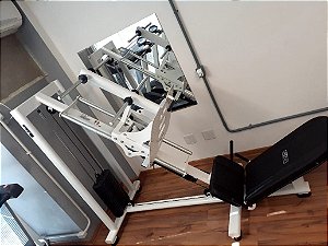 Leg Press 45 com carga - ICON