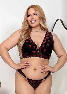 CONJUNTO COM BOJO ALÇA RENDADA ESPLENDOR PLUS SIZE PRETO COM VERMELHO