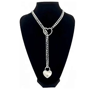 CHOKER ENFORCADEIRA COLEIRA DE CORRENTE COM CORAÇÃO E CADEADO