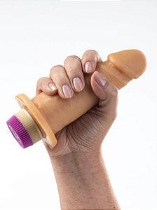 PENIS TRADICIONAL COM VIBRO 14X3,7CM