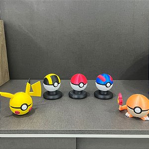 Kit 3 pokebolas Principais com suporte + Charmander  e Pikachu