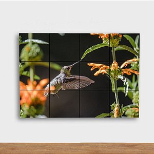 Painel Decorativo Beija Flor com Flores Laranjas