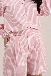 bermuda listrada branco e rosa